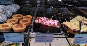 Vegan sweets (part 2) at Espresso House - Oslo S Flytogterminalen in Oslo