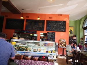 Theke und Menü at Super Gourmet  in Panama City