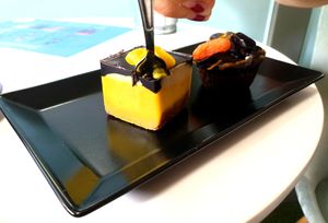 Raw traditional 'krémeš' and Sahcher cupcake at Nueva Via Cakes in Bratislava