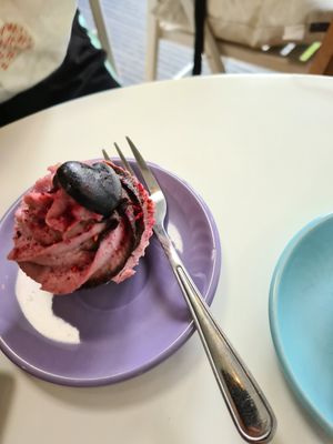 "Chocolate kiss" cupcake at Nueva Via Cakes in Bratislava