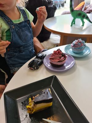 Remainder of "Krémeš" - we couldn't wait! at Nueva Via Cakes in Bratislava