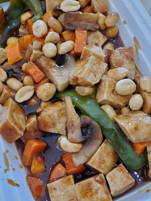  at Mei's Kitchen in Griswold