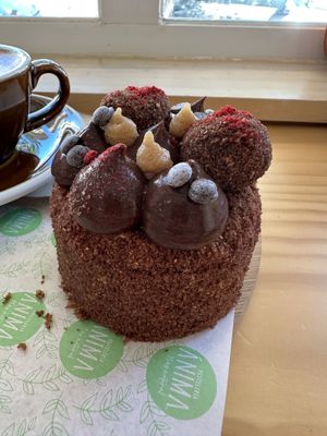Mini torta vegan bajon cacao  at Anima Pastelería in Vina Del Mar