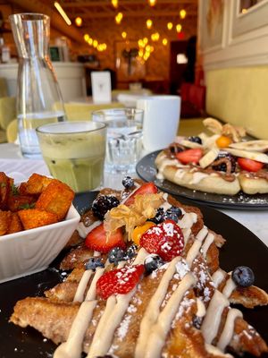 French toast with seasoned potatoes *chefs kiss* so satisfying! at Community Restaurant in Oakville