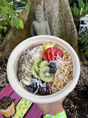 Acai bowl at Aguacate in Miami