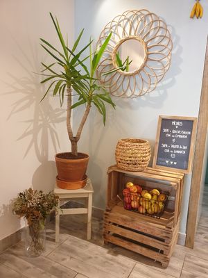 Nicely decorated interior at Cabane  in Lisbon