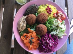 Salad bowl with falafel at Cabane  in Lisbon