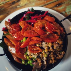 3 salads with tomato topping 10€ at Little Cheese Shop in Tralee