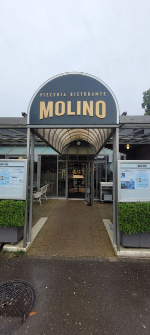  at Molino Pizzeria Ristorante in Dietikon