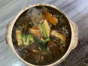 Claypot Hor Fun at Lin Lin Vegetarian Delight 霖霖素食 in East Singapore