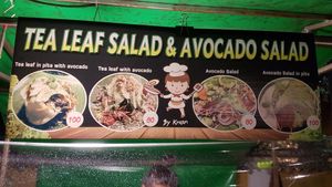 The options and prices at Kwenski's - Food Stall in Pai