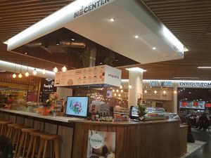 Veggie burger in food court at Veggie Burger by Biocenter in Barcelona