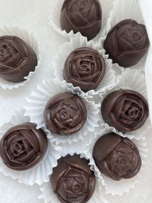 Mango chili 🌶️ 🥭  at Chocolateria Isla Bella in Cozumel