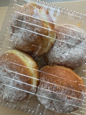 Vegan donuts at Radha Govinda in Ljubljana
