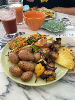 Espetadas de tofu at Veg & Tal in Sines