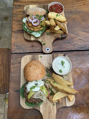 Chickpea burger and Lentil burger at Coco Calala in Leon