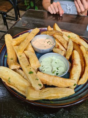 Yuca fries at Coco Calala in Leon
