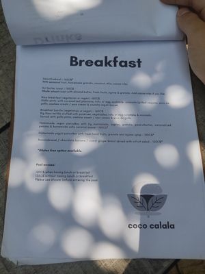 Breakfast menu at Coco Calala in Leon