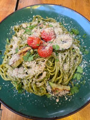 Pasta Pesto at Coco Calala in Leon