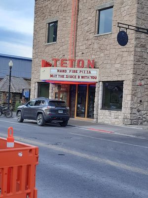  at Hand Fire Pizza in Jackson