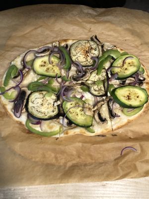 Veganer Flammkuchen MIT FRISCHKÄSE😡 at Curry8 in Hof