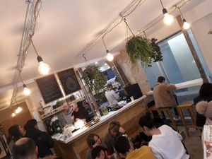 Avocat bar at Avocateria in Paris