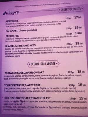 Raw vegan desserts at Integra in Constanta