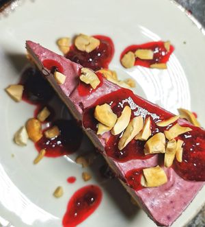 Wild berries cheesecake at Kong - Food Made With Compassion in Lisbon