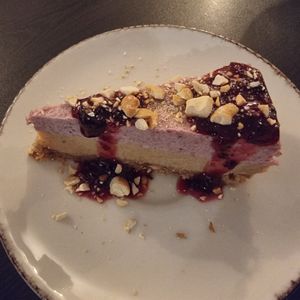 Cheesecake maravilhoso at Kong - Food Made With Compassion in Lisbon