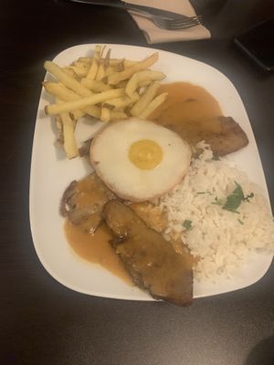   at Kong - Food Made With Compassion in Lisbon