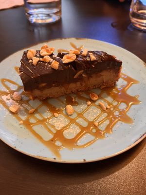Snickers Tart  at Kong - Food Made With Compassion in Lisbon