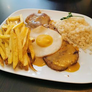 bitoque at Kong - Food Made With Compassion in Lisbon