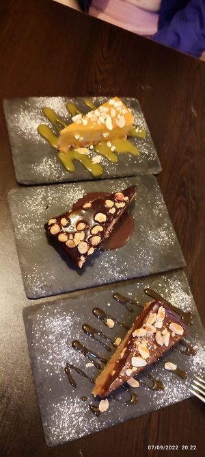 Mango cheesecake, Nutella cake and snickers tart at Kong - Food Made With Compassion in Lisbon