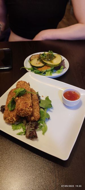 Crockets and brusheta at Kong - Food Made With Compassion in Lisbon