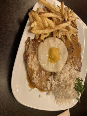 Seitan Steak,mustard sauce and vegan egg   at Kong - Food Made With Compassion in Lisbon