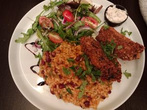 Peixe frito com arroz de tomate e feijão at Kong - Food Made With Compassion in Lisbon