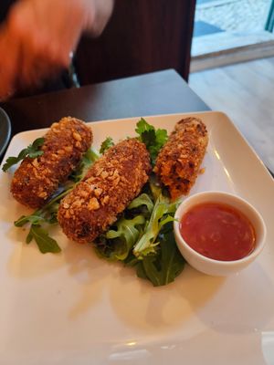Croquettes starter at Kong - Food Made With Compassion in Lisbon