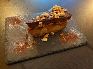 Snickers Tart at Kong - Food Made With Compassion in Lisbon