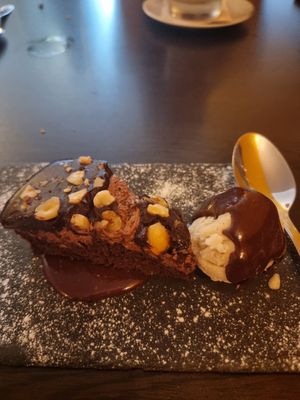  at Kong - Food Made With Compassion in Lisbon