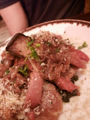 Squid with veggies at Kong - Food Made With Compassion in Lisbon