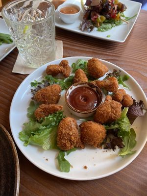 Chicken wings made with cauliflower  at Kong - Food Made With Compassion in Lisbon