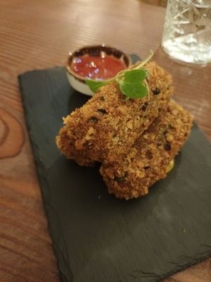 Croquettes portugaises at Kong - Food Made With Compassion in Lisbon
