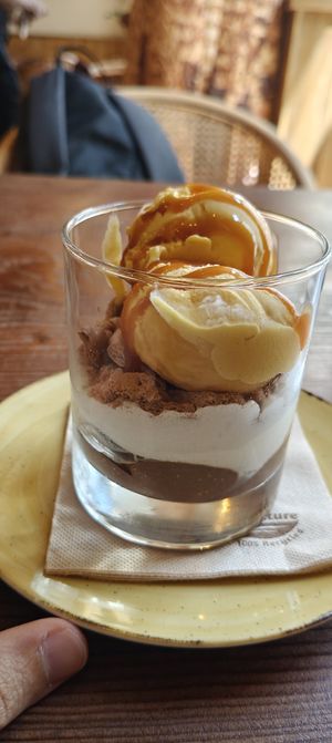  at Kong - Food Made With Compassion in Lisbon