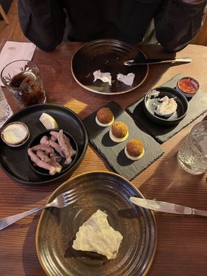 Three starters  at Kong - Food Made With Compassion in Lisbon