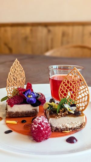 ‘Cheesecake’ Duo at Kong - Food Made With Compassion in Lisbon