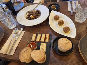 Pica pau, croquettes, cheese boardd  at Kong - Food Made With Compassion in Lisbon