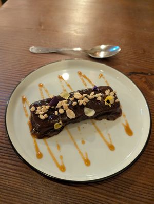 Snickers bar also delicious at Kong - Food Made With Compassion in Lisbon
