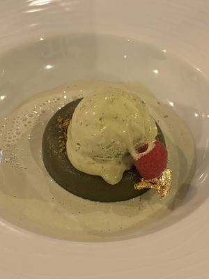 Pistachio gateau 🫶  at Kong - Food Made With Compassion in Lisbon