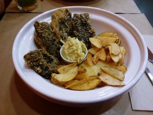 Fish & chips com a maionese mais saborosa de sempre at Kong - Food Made With Compassion in Lisbon