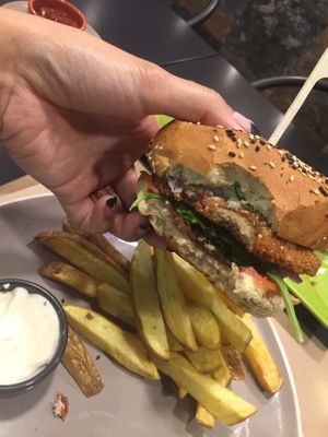 Chicken burger with vegan mayonnaise  at Kong - Food Made With Compassion in Lisbon